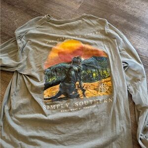 Simply Southern Men's Green Graphic Shirt